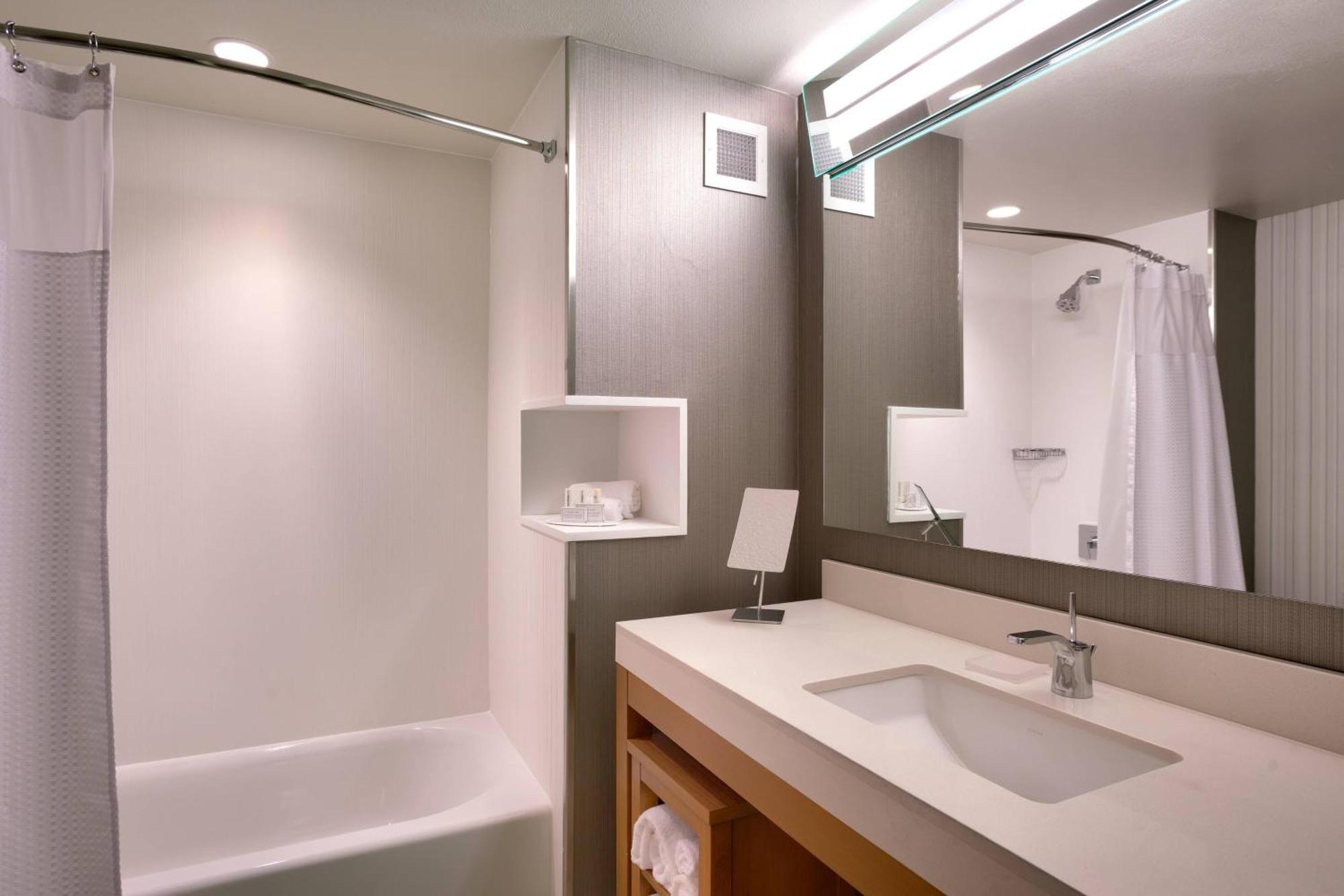 Courtyard By Marriott Salt Lake City Downtown Εξωτερικό φωτογραφία