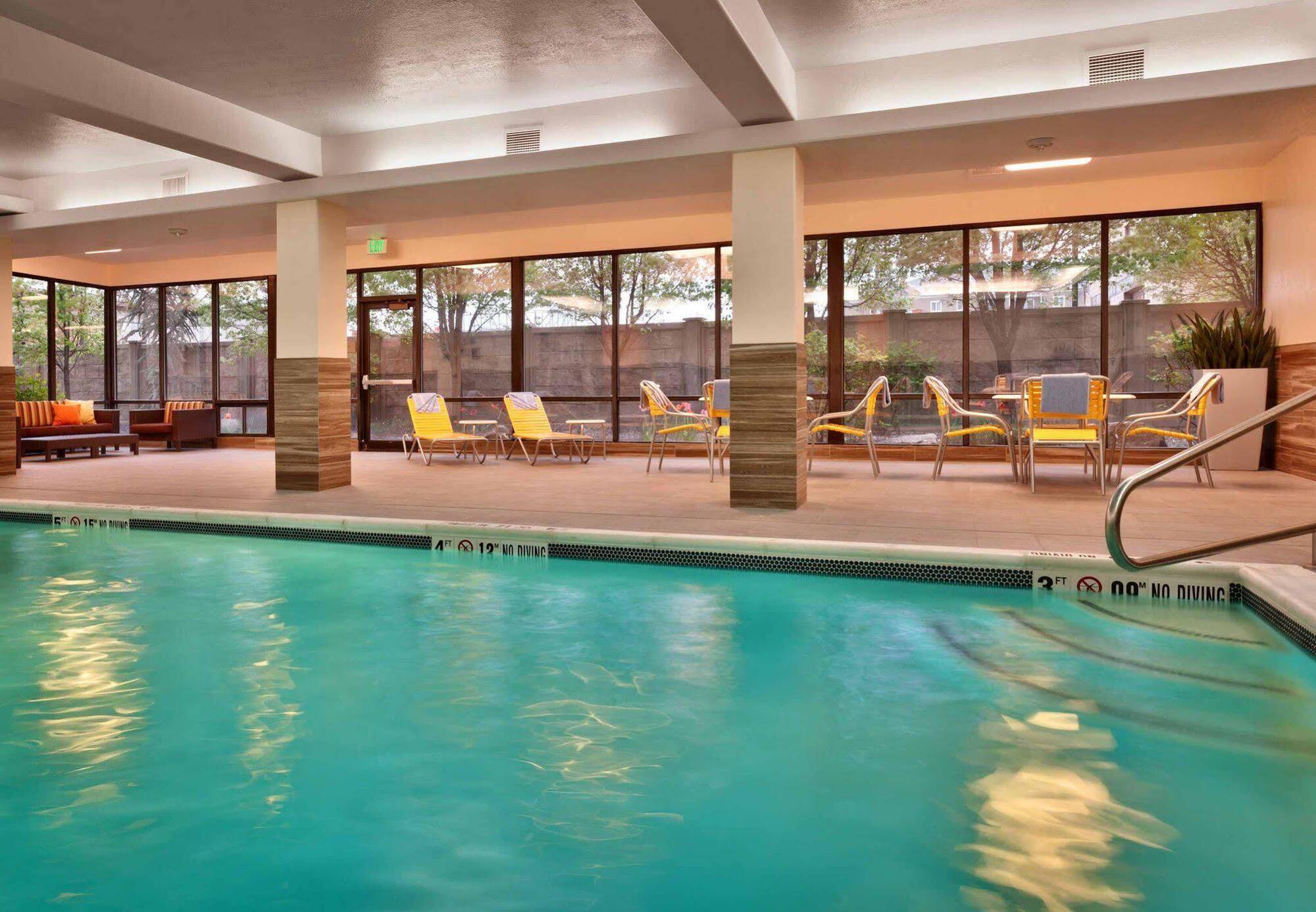 Courtyard By Marriott Salt Lake City Downtown Εξωτερικό φωτογραφία