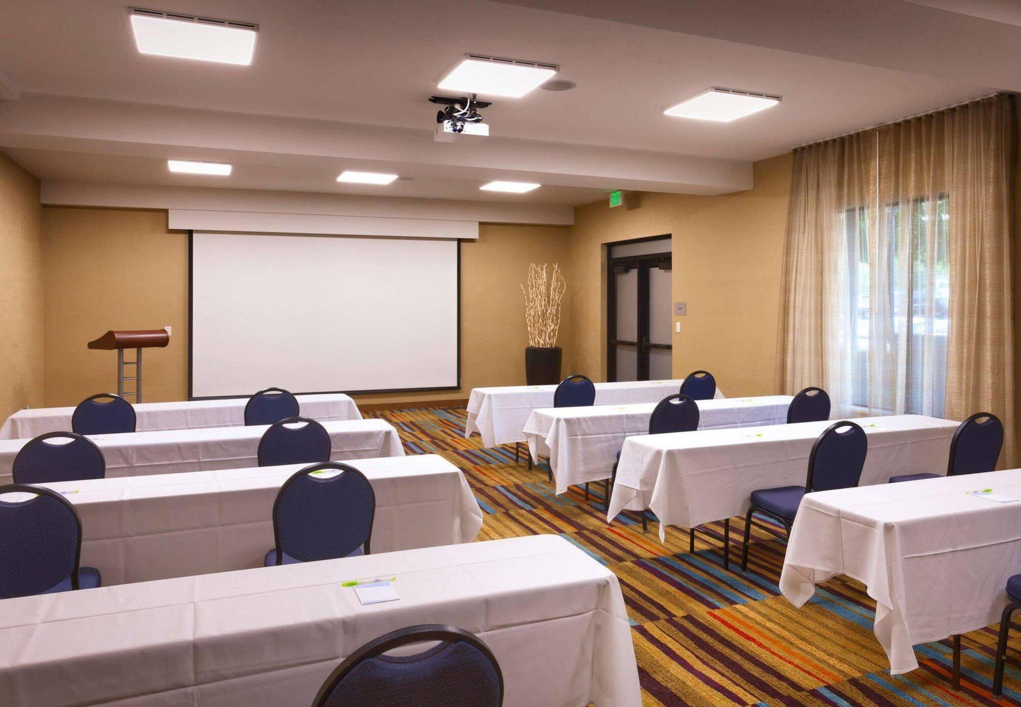 Courtyard By Marriott Salt Lake City Downtown Εξωτερικό φωτογραφία